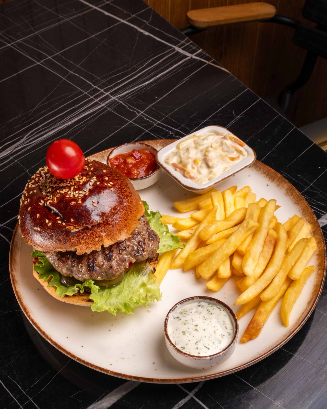 Klasik Köfte Burger
